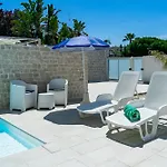 Mediterranea - Seaview, Pool & Garden Apartamento