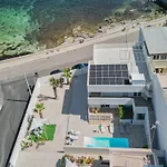 Mediterranea - Seaview, Pool & Garden Apartamento *