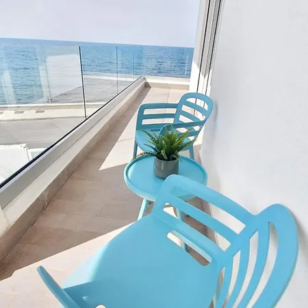 Apartmán Mediterranea - Seaview, Pool & Garden *