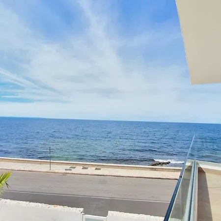 Apartmán Mediterranea - Seaview, Pool & Garden Bari