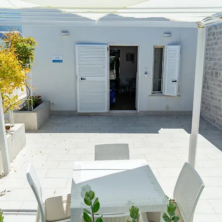 Mediterranea - Seaview, Pool & Garden * בארי