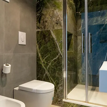 Mediterranea - Seaview, Pool & Garden Apartment *