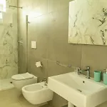 Mediterranea - Seaview, Pool & Garden Lejlighed