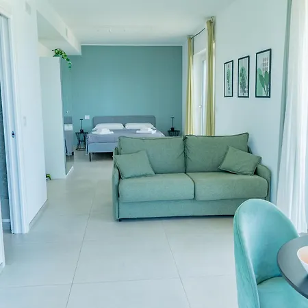 Mediterranea - Seaview, Pool&garden * Bari
