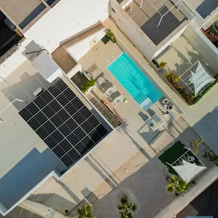 Apartmán Mediterranea - Seaview, Pool & Garden