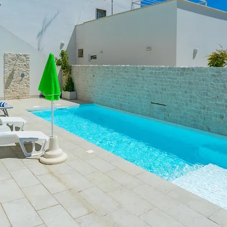 Mediterranea - Seaview, Pool&garden Bari