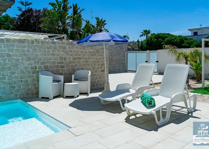 Mediterranea - Seaview, Pool & Garden Apartment