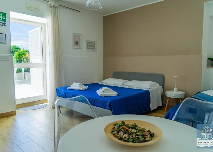 Apartament Mediterranea - Seaview, Pool & Garden Bari