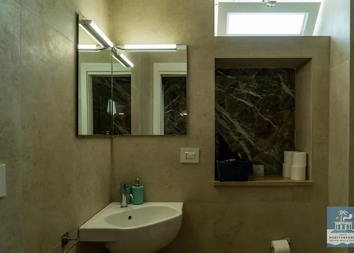 Mediterranea - Seaview, Pool & Garden Apartament *