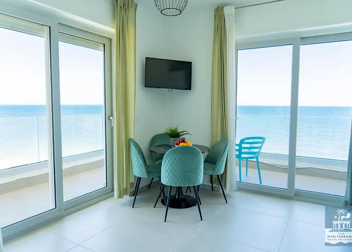 Apartment Mediterranea - Seaview, Pool & Garden