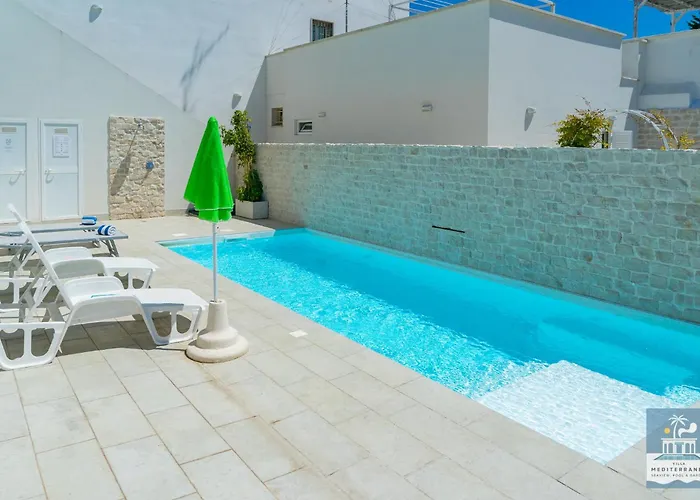 Mediterranea - Seaview, Pool & Garden Bari